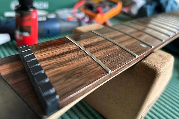 Guitar Fretboard Oiling
